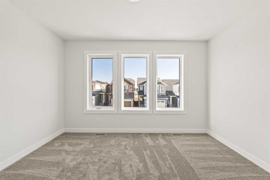 152 Creekstone Circle Southwest, Calgary – Residential Detached Listing Photo 29