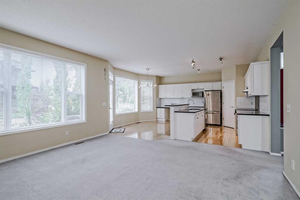 375 Douglas Glen Gardens Southeast, Calgary – Residential Detached Listing Photo 13