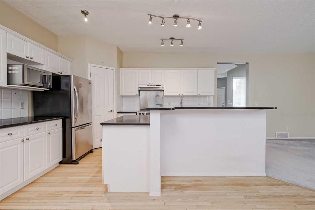 375 Douglas Glen Gardens Southeast, Calgary – Residential Detached Listing Photo 18