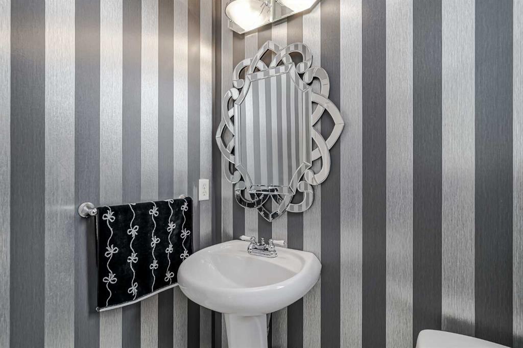 375 Douglas Glen Gardens Southeast, Calgary – Residential Detached Listing Photo 21