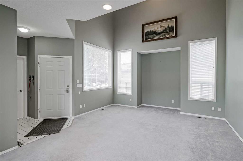 375 Douglas Glen Gardens Southeast, Calgary – Residential Detached Listing Photo 8