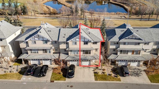 84 Crystal Shores Cove, Okotoks