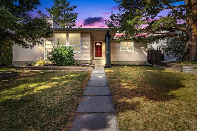 968 Bracewood Rise Sw, Calgary