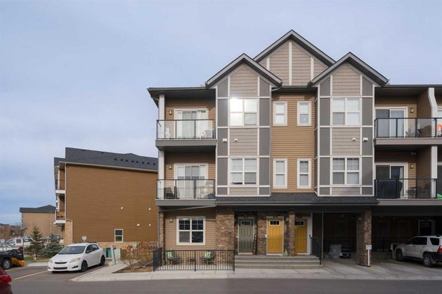 701, 250 Fireside View, Cochrane
