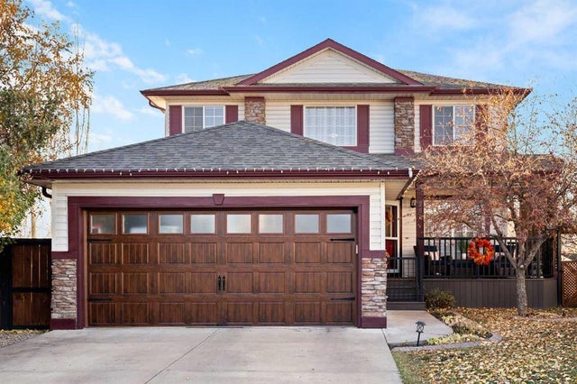 232 Oakmere Place, Chestermere