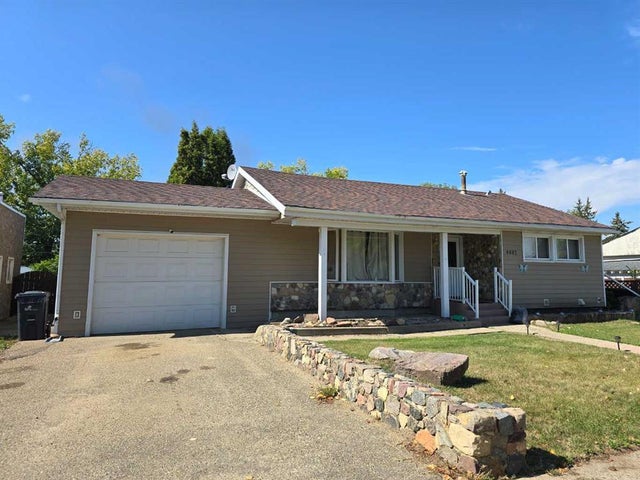 8602 95 Street, Peace River