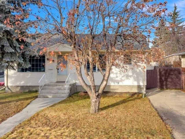 5422 37 Street, Red Deer