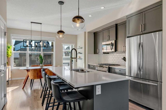 84 Masters Heights Se, Calgary