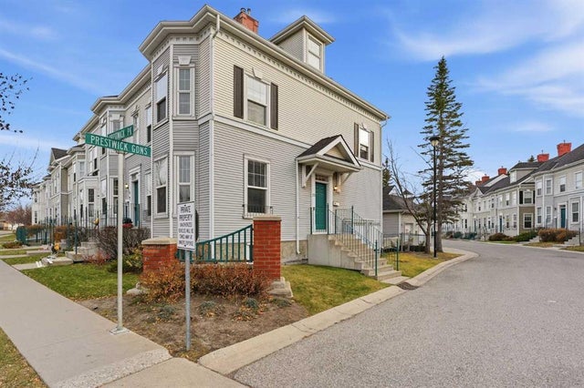 23 Prestwick Park Se, Calgary