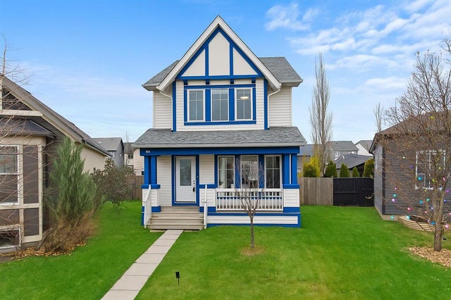 32 New Brighton Court Se, Calgary