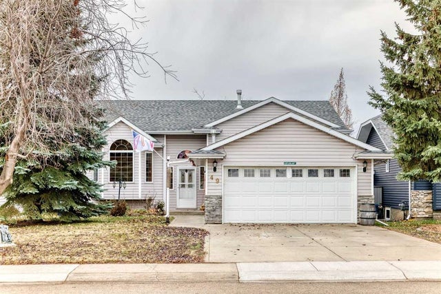 49 Kingston Drive, Red Deer