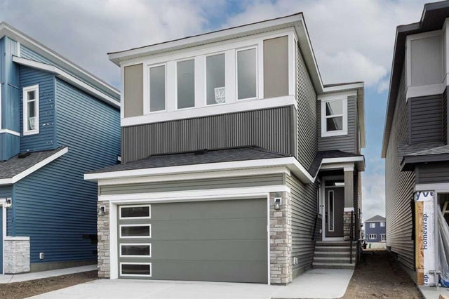 370 Corner Glen Way Ne, Calgary