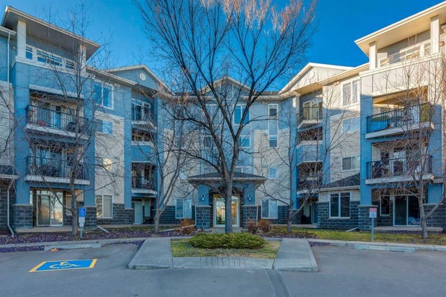301, 108 Country Village Circle Ne, Calgary