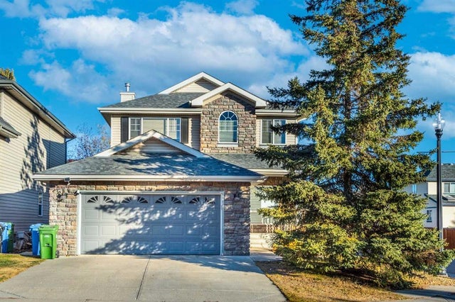 66 Wentworth Road Sw, Calgary