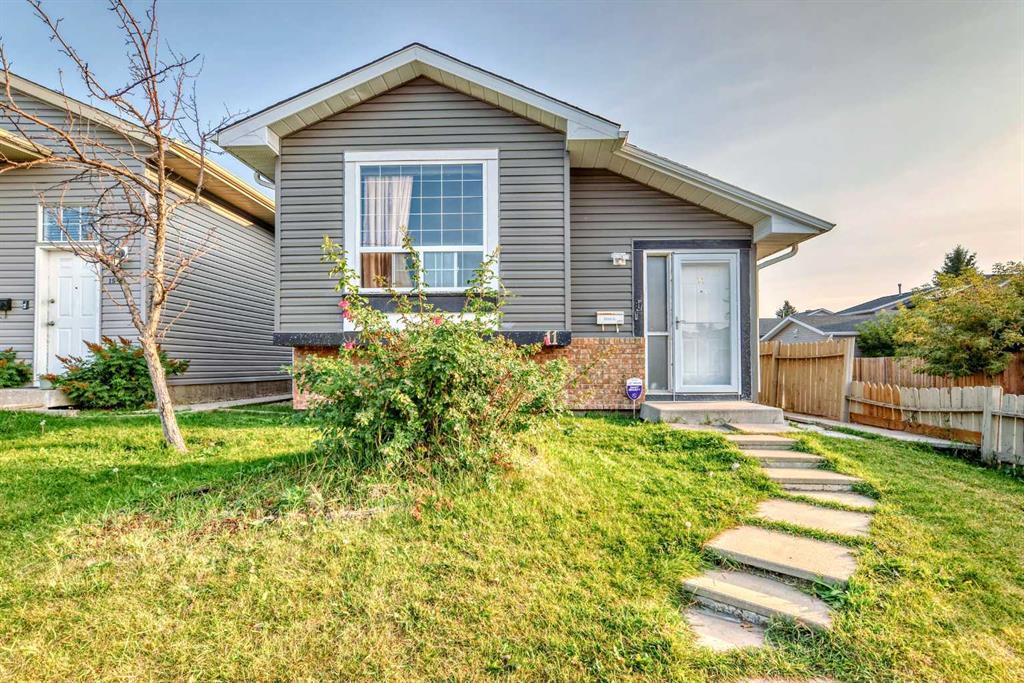 11 Martinwood Road NE, Calgary