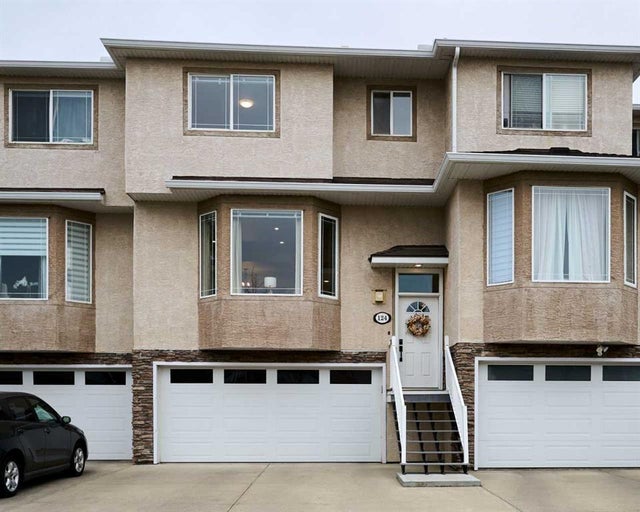 124 Country Hills Gardens Nw, Calgary