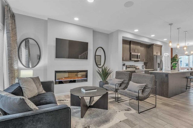 1121 Chinook Gate Bay Sw, Airdrie