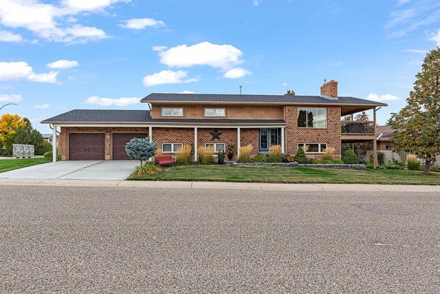 4 Ross View Place Se, Medicine Hat