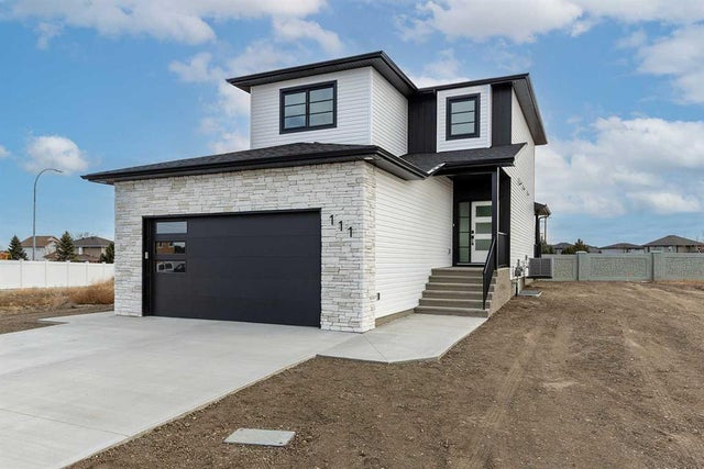111 Sierra Road Sw, Medicine Hat