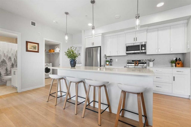 1203, 42 Cranbrook Gardens Se, Calgary