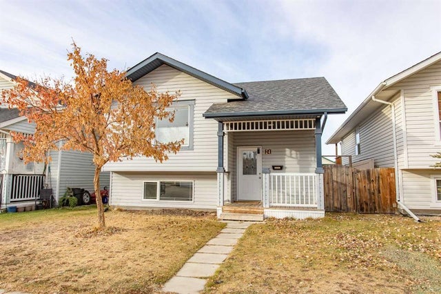 24 Lanterman Close, Red Deer