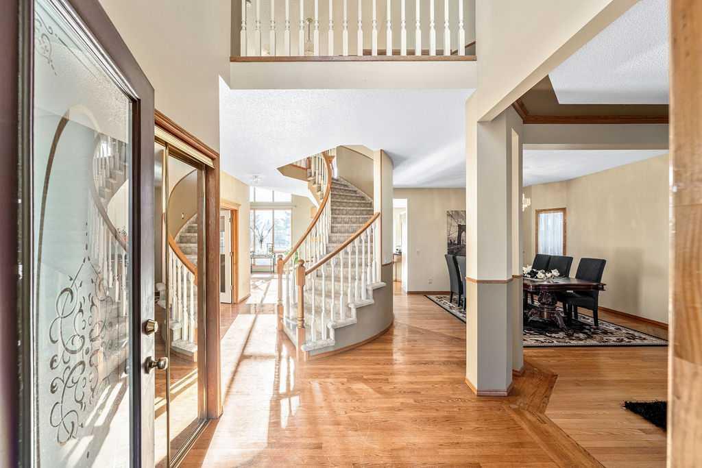 109 Lakeside Greens, Chestermere – Residential Detached Listing Photo 2