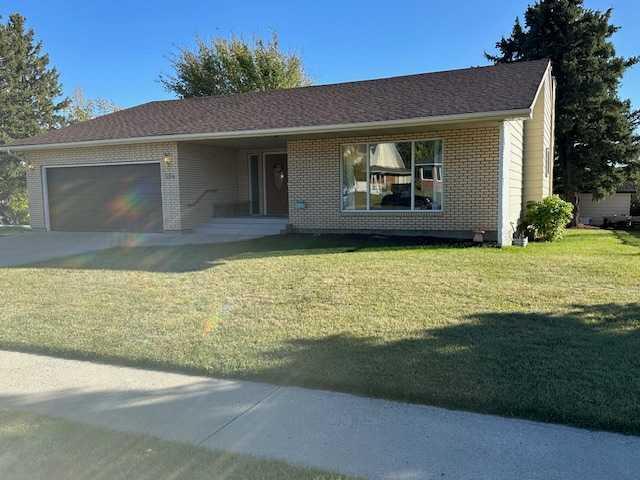 584 7th Avenue W, Cardston