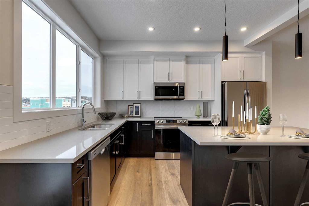 16 Sundown Place, Cochrane – Residential Row/Townhouse Listing Photo 4