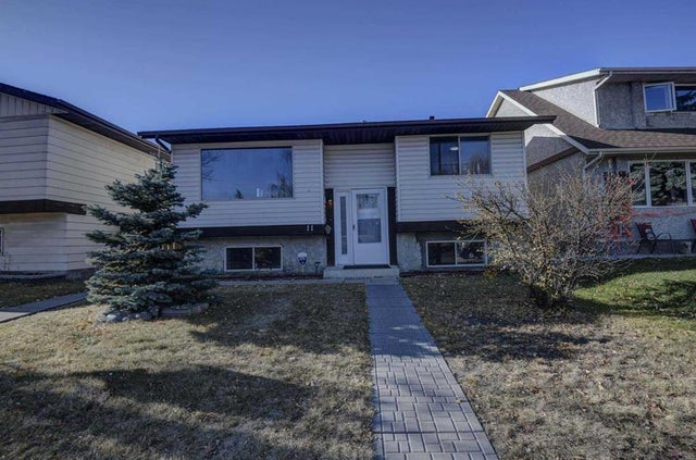 11 Ogmoor Crescent Se, Calgary