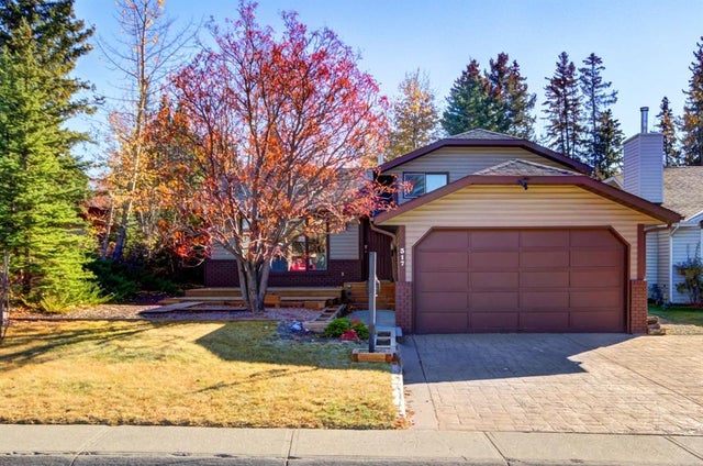 317 Pioneer Road, Canmore