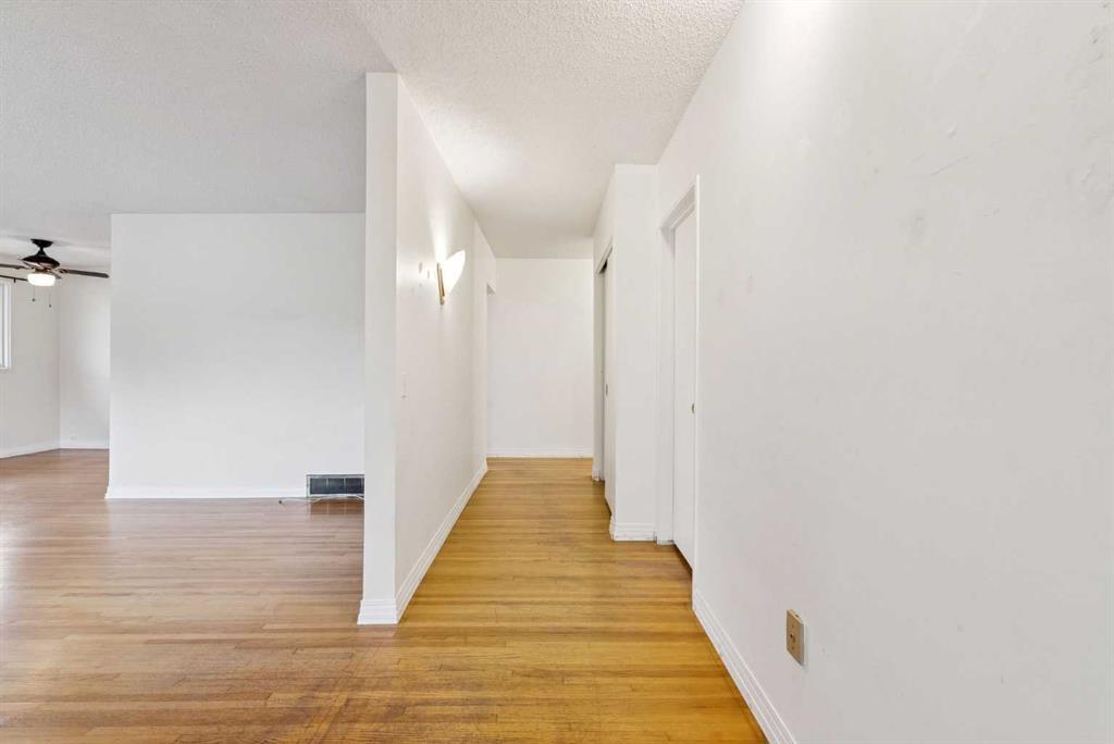 3248 Bearspaw Drive Northwest, Calgary – Residential Detached Listing Photo 18