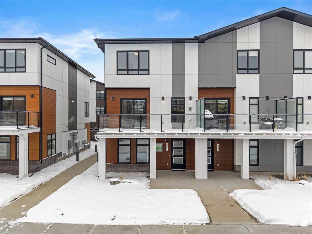8323 8 Avenue Sw, Calgary