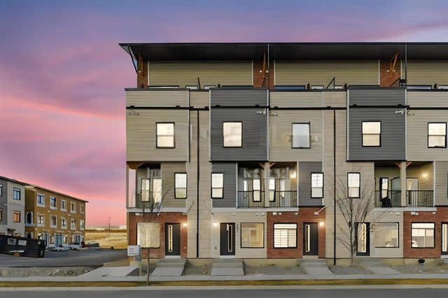 102, 156 Park Street, Cochrane