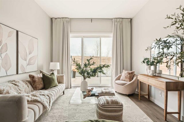 108 Cranbrook Gardens Se, Calgary