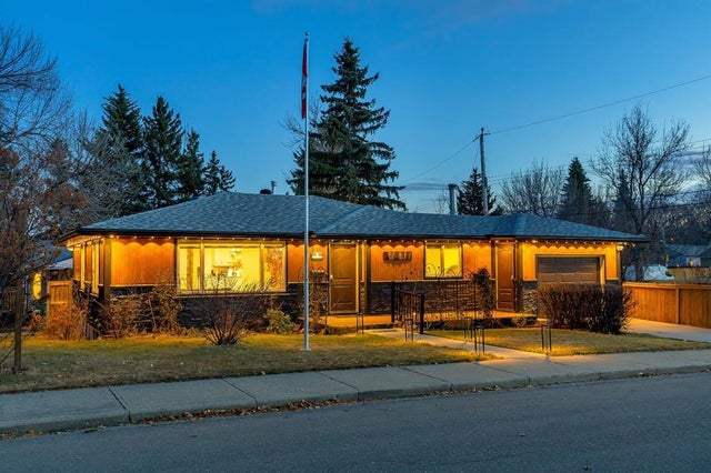 3 Cardiff Drive Nw, Calgary