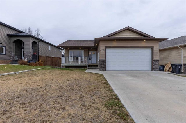 4213 Sundance Road, Coalhurst