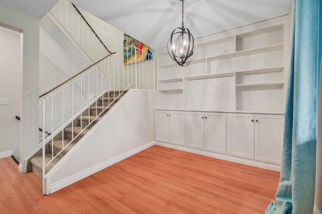 728, 200 Brookpark Drive Sw, Calgary