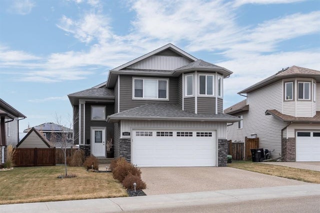 5212 35 Avenue, Camrose