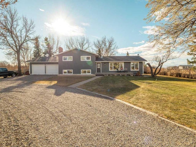 33 1 Street N, Orton