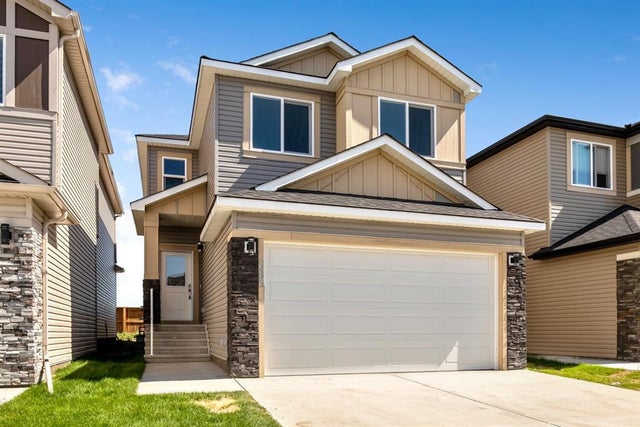 585 Corner Meadows Way Ne, Calgary