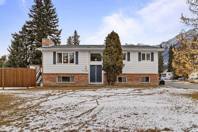 113 Larch Place, Canmore