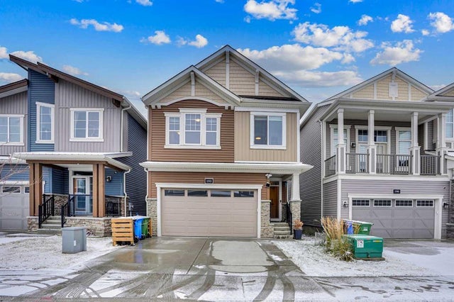 192 Carrington Crescent Nw, Calgary