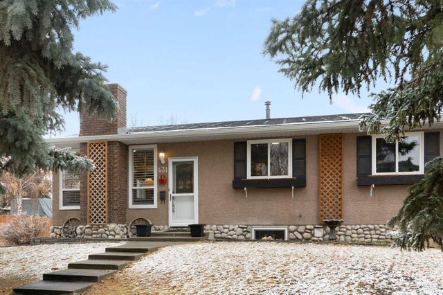 431 Queensland Circle Se, Calgary
