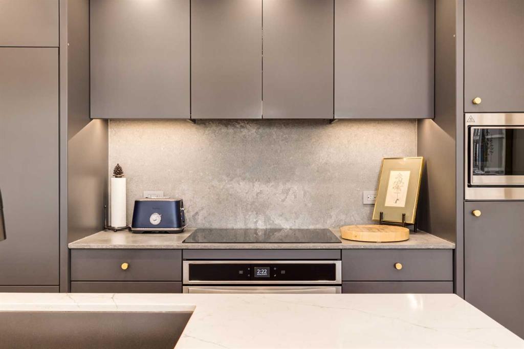 601, 8445 Broadcast Avenue Southwest, Calgary – Residential Apartment Listing Photo 11