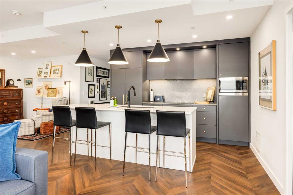 601, 8445 Broadcast Avenue Southwest, Calgary – Residential Apartment Listing Photo 3