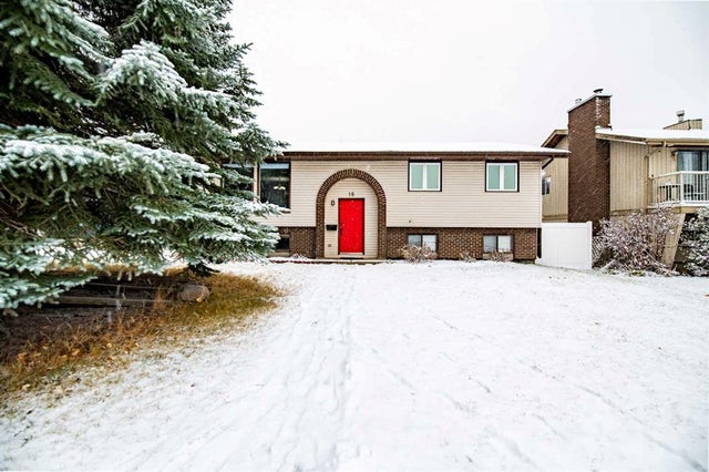 16 Best Crescent, Red Deer