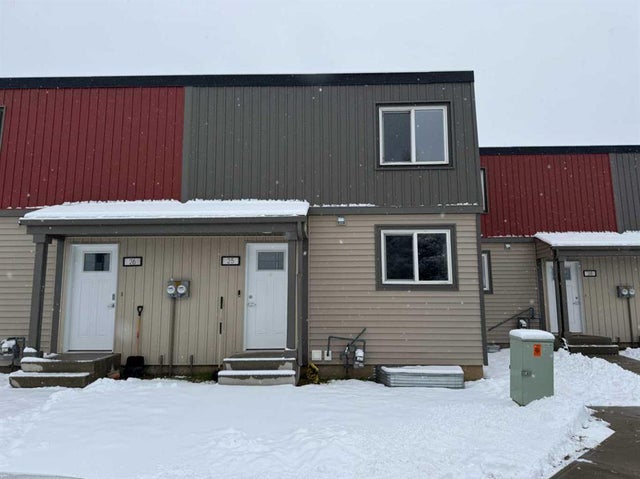 25, 608 Main Street, Slave Lake