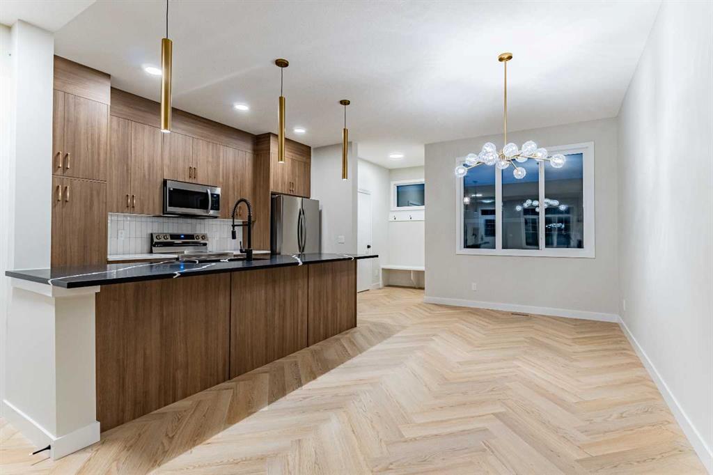 172 Cobblestone Gate Southwest, Airdrie – Residential Row/Townhouse Listing Photo 9