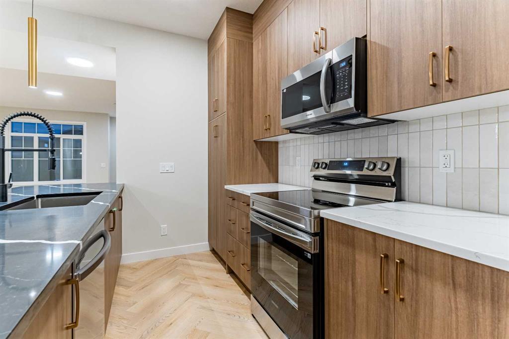 172 Cobblestone Gate Southwest, Airdrie – Residential Row/Townhouse Listing Photo 12