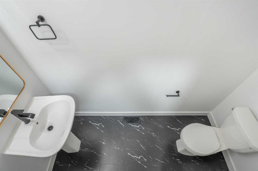 172 Cobblestone Gate Southwest, Airdrie – Residential Row/Townhouse Listing Photo 15